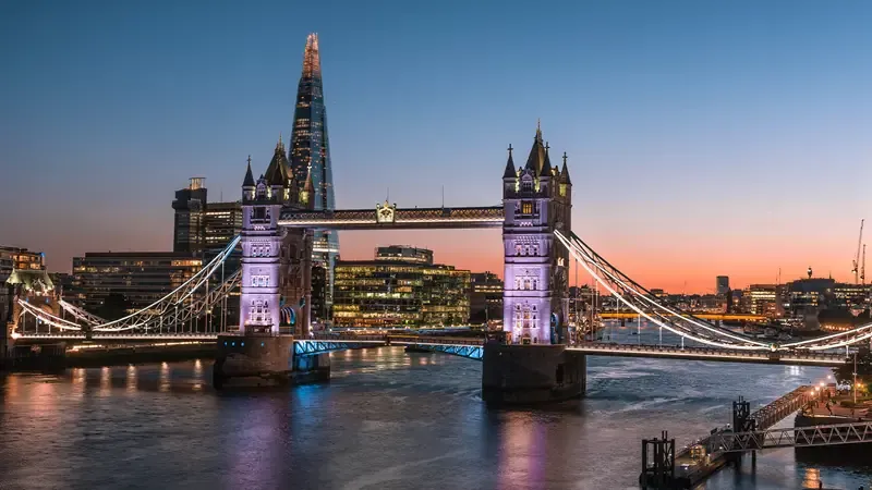 Tower Bridge and the Shard at dusk